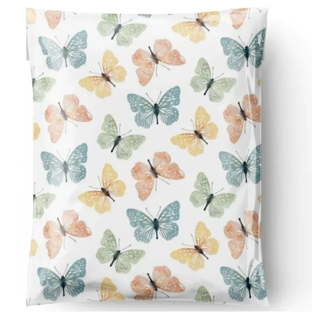Poly mailers